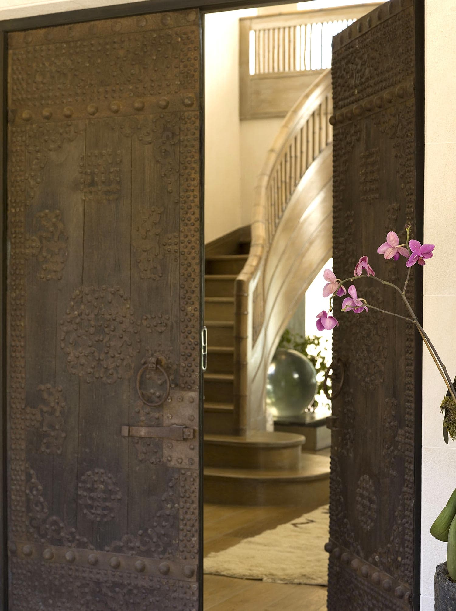 Dining room — luxury interiors by Sonia Korn